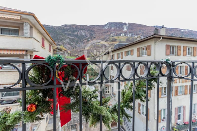 Appartement en mansarde attractif de 4,5 pièces dans un emplacement central (12)