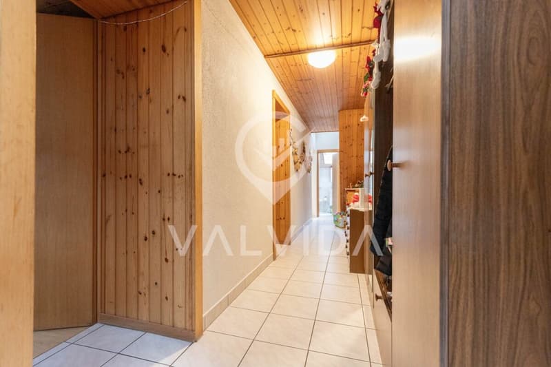 Appartement en mansarde attractif de 4,5 pièces dans un emplacement central (10)
