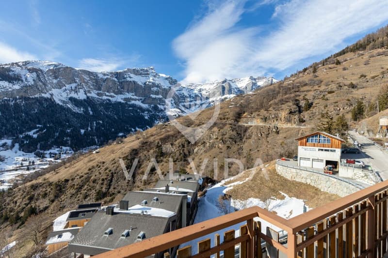 Incantevole appartamento duplex 3.5 locali con vista imprenabile ad Albinen (3)