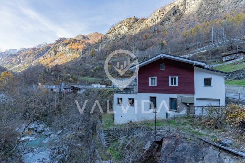 Immeuble polyvalent avec potentiel d'extension dans un quartier calme de Kalpetran (32)