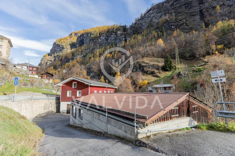 Immeuble polyvalent avec potentiel d'extension dans un quartier calme de Kalpetran (35)