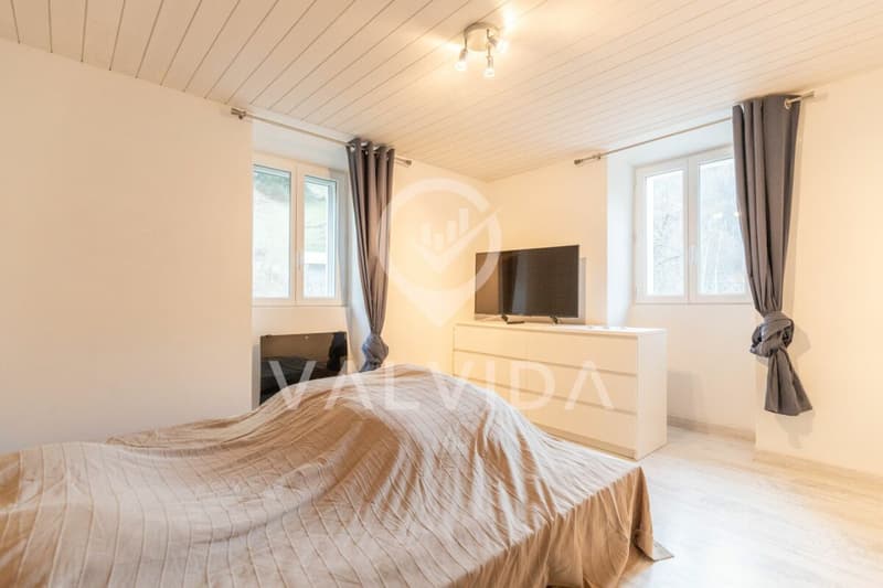 Immeuble polyvalent avec potentiel d'extension dans un quartier calme de Kalpetran (7)