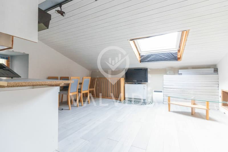 Immeuble polyvalent avec potentiel d'extension dans un quartier calme de Kalpetran (16)