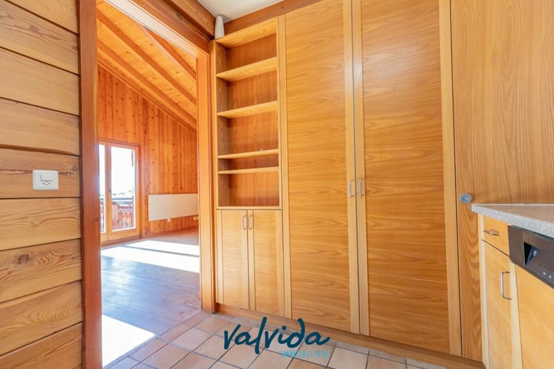 Living where others vacation - 5-room chalet with panorama in Feschel (6)