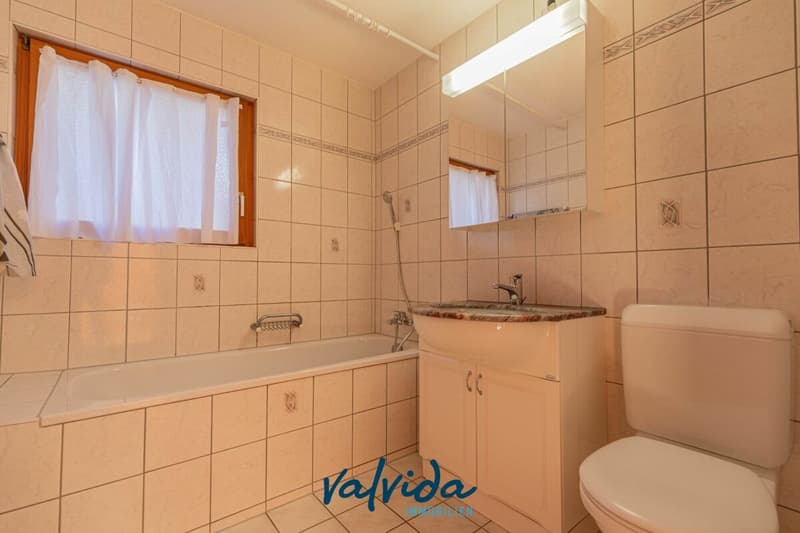 Living where others vacation - 5-room chalet with panorama in Feschel (16)