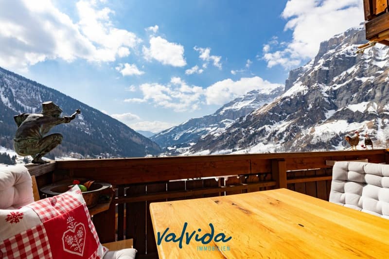 Bijou rénové avec amour avec vue panoramique à Leukerbad (2)