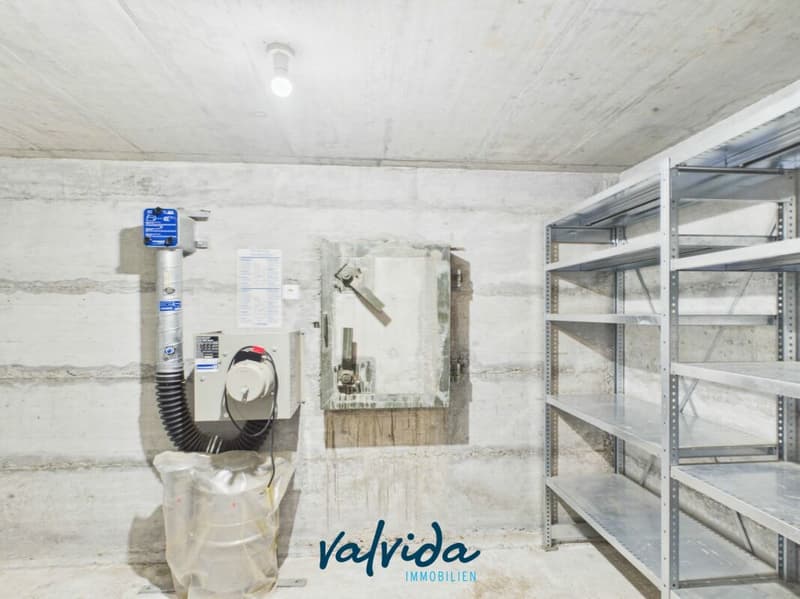 Maison à deux familles conviviale avec potentiel de développement à Staldenried (25)