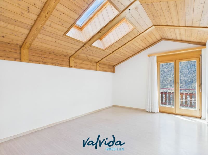 Maison à deux familles conviviale avec potentiel de développement à Staldenried (17)