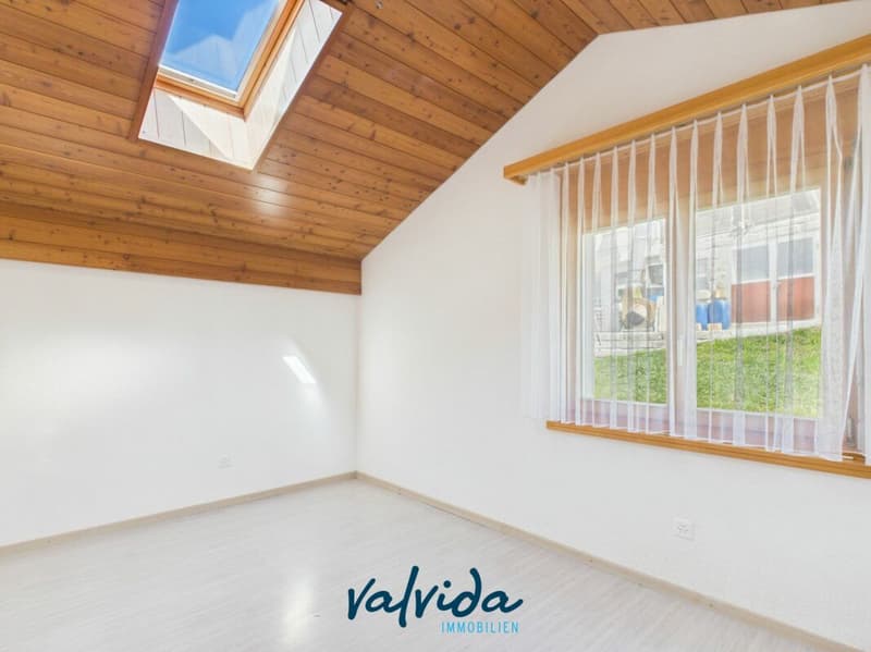 Maison à deux familles conviviale avec potentiel de développement à Staldenried (15)
