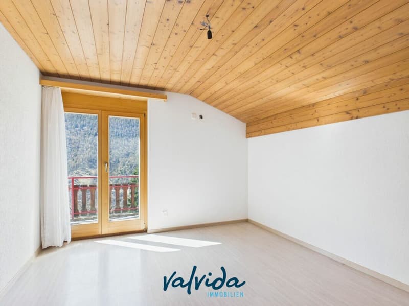 Maison à deux familles conviviale avec potentiel de développement à Staldenried (16)