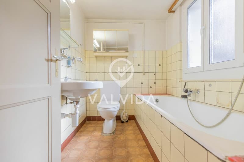 3.5 room apartment with a far-reaching view and development potential in Hohtenn (8)