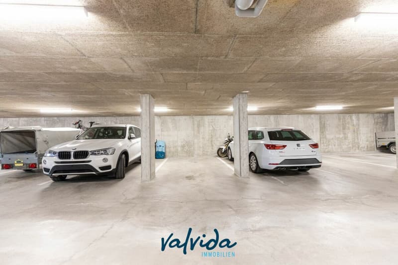 Parking space in a parking garage in Susten for sale (1)