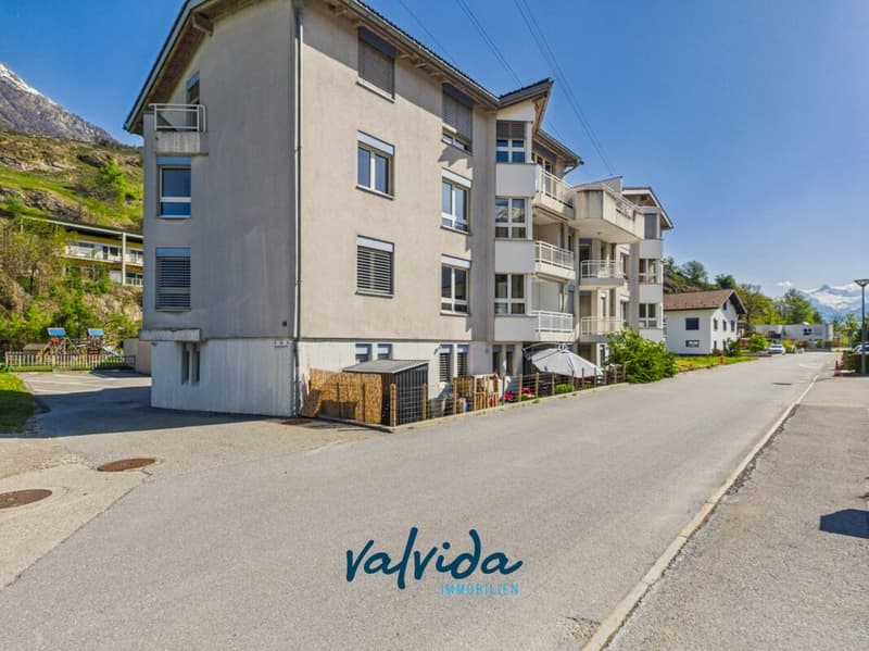 Attractive 4.5-room apartment in Raron - sunny, quiet, central, with garage (10)