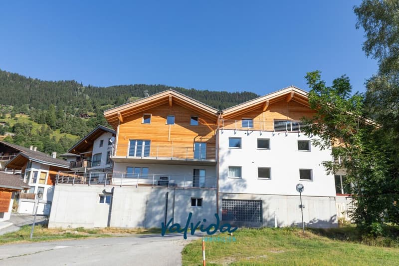 Top-Lage im Skigebiet: 3.5-Zimmerwohnung mit Ski-in-Komfort (3)
