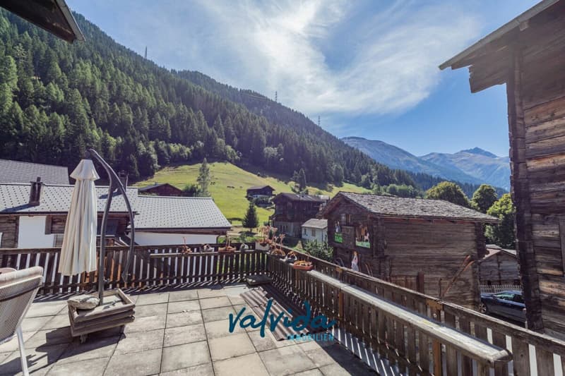 Charming residential unit with 3 apartments in an idyllic location in Ernen (14)