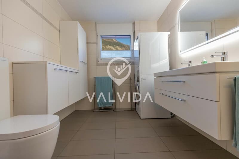 Top Deal: 4.5-Room Apartment with 2 Balconies, Garage & Guest Toilet (5)