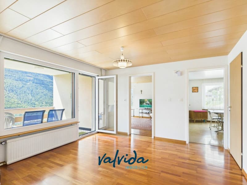 Zona residenziale soleggiata con vista spettacolare - Casa unifamiliare a Hohtenn (4)
