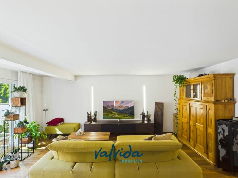 Ein Raumwunder der Extraklasse - hochwertig saniertes 5.5-Zimmer-Reihenhaus in Gampel (4)