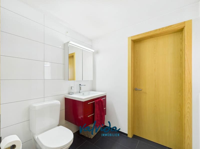 Ein Raumwunder der Extraklasse - hochwertig saniertes 5.5-Zimmer-Reihenhaus in Gampel (6)