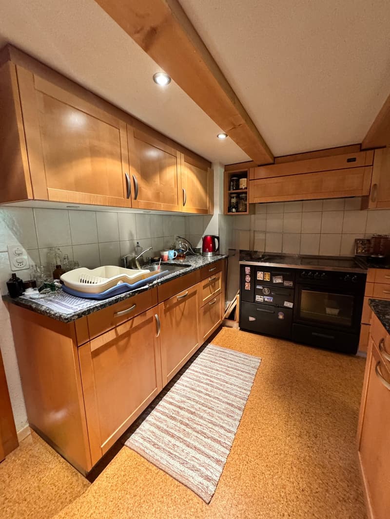 Arrive, feel good – semi-detached house with building land reserve in Hofstetten near Brienz (10)