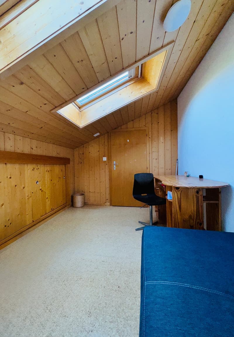 Arrive, feel good – semi-detached house with building land reserve in Hofstetten near Brienz (7)