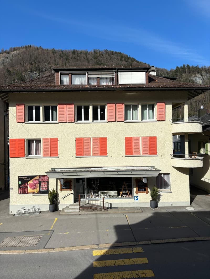 Apartment building Meiringen / Center (8)