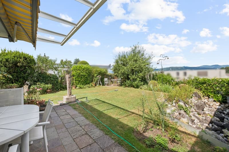 Charmantes 6.5-Zimmer-Einfamilienhaus mit Pool und Garten in Zofingen (13)