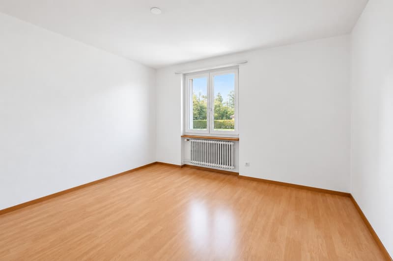 Am Waldrand gelegene 3-Zimmerwohnung, die Potenzial für eigene Ideen lässt. (5)