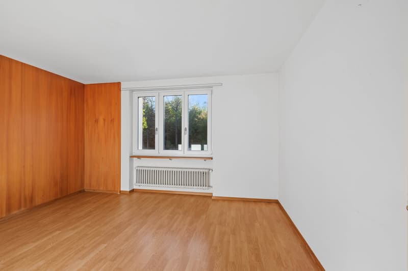 Am Waldrand gelegene 3-Zimmerwohnung, die Potenzial für eigene Ideen lässt. (8)