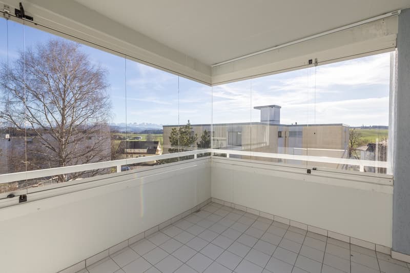 Appartement unique de 3,5 pièces avec parking extérieur (16)