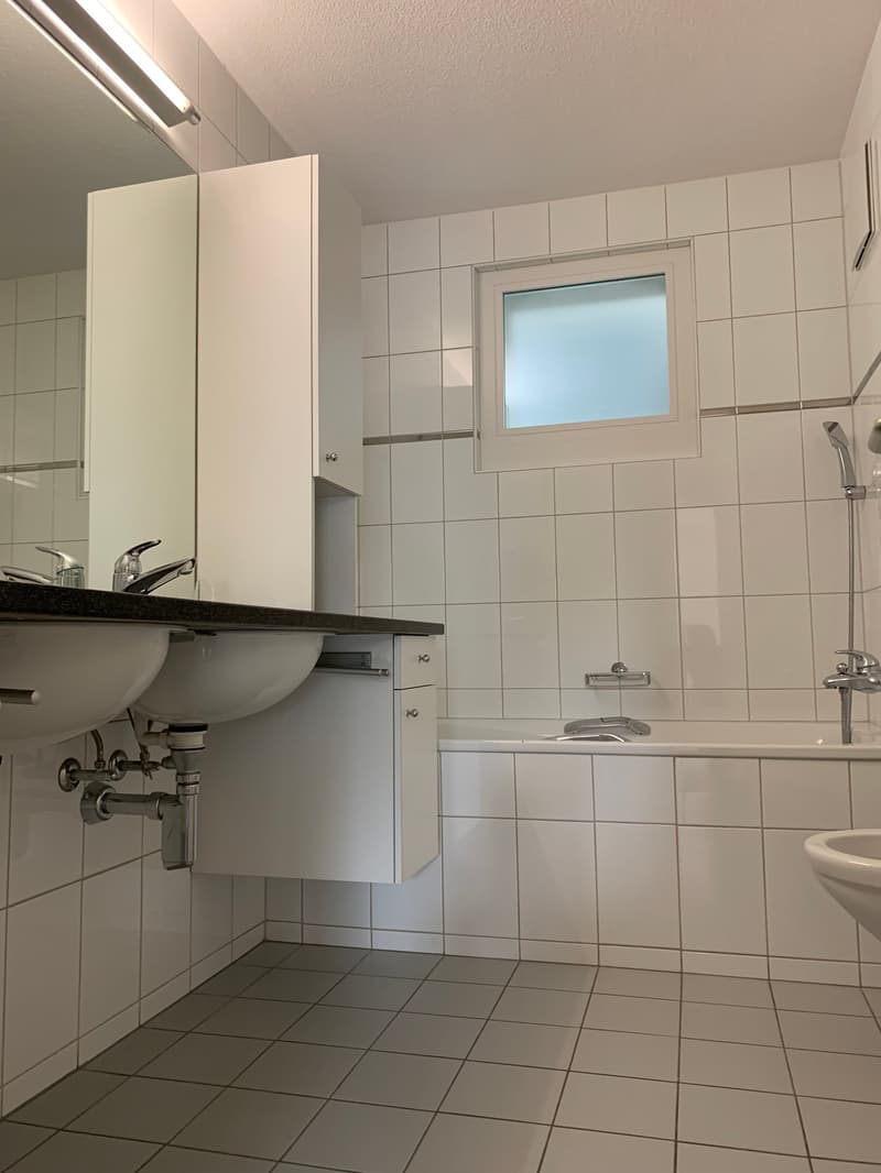 Moderne 3.5-Zimmerwohnug mit Blick aufs Gürbetal (8)