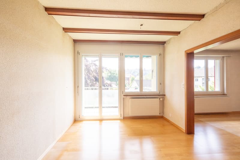 4-bedroom apartment in a quiet and central location with design potential (5)