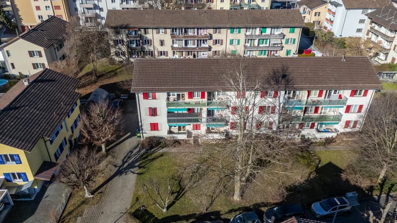 4-bedroom apartment in a quiet and central location with design potential (11)