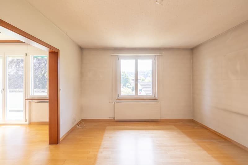 4-bedroom apartment in a quiet and central location with design potential (4)