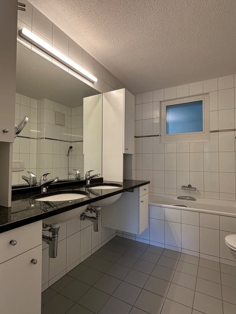 Moderne 4.5-Zimmerwohnug für Paare und Kleinfamilien mit Blick aufs Gürbetal (7)