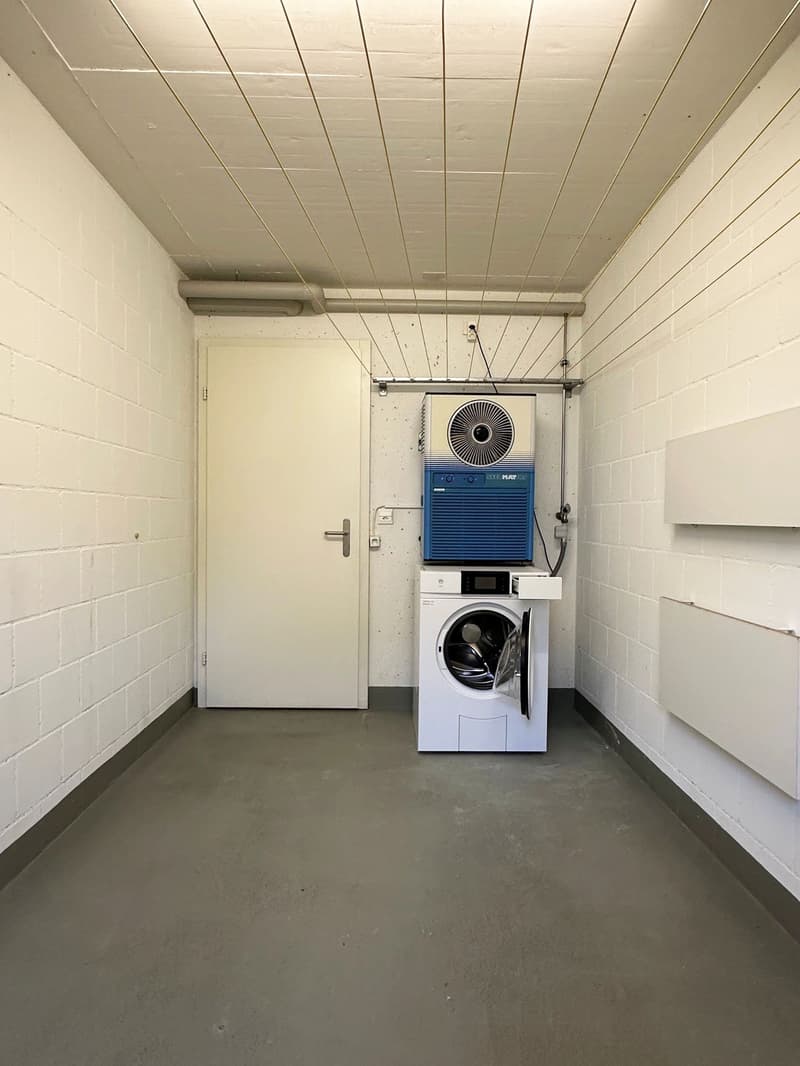 Moderne 4.5-Zimmerwohnug für Paare und Kleinfamilien mit Blick aufs Gürbetal (13)