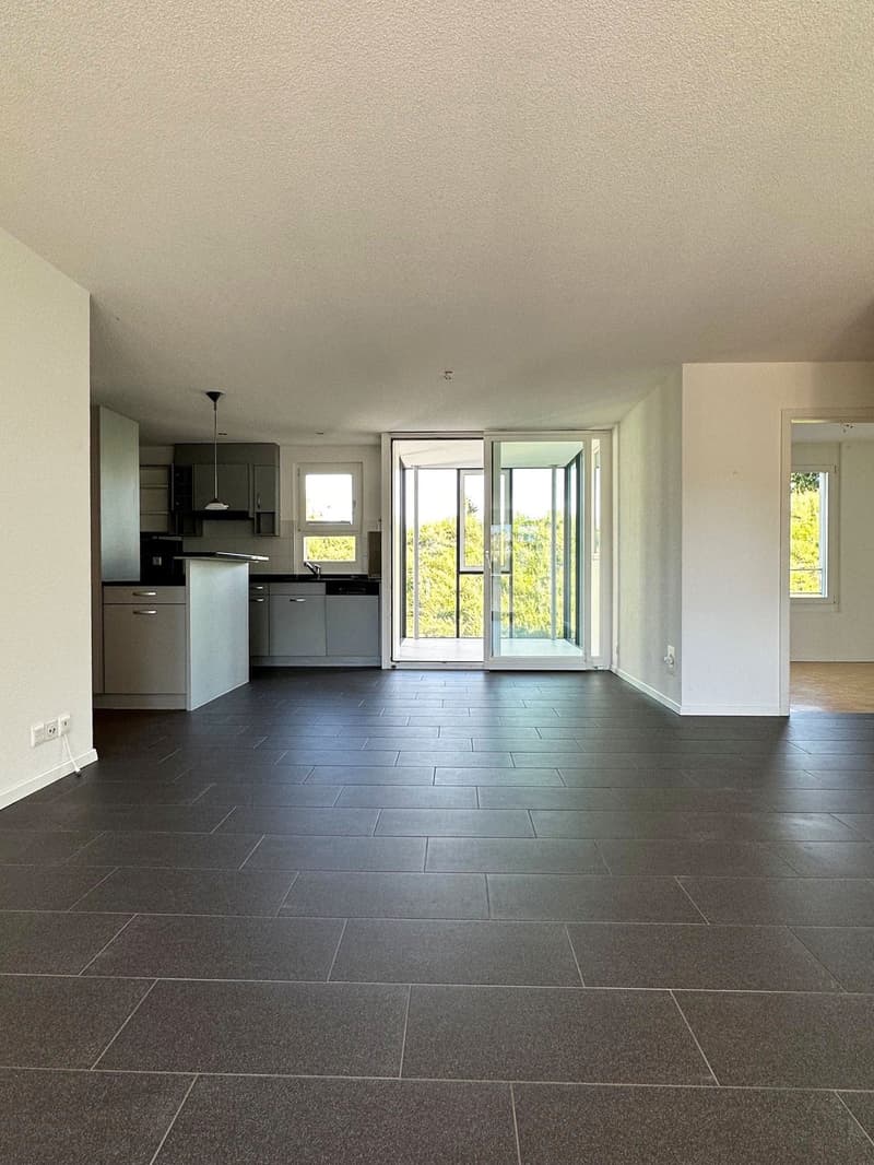 Moderne 4.5-Zimmerwohnug für Paare und Kleinfamilien mit Blick aufs Gürbetal (2)