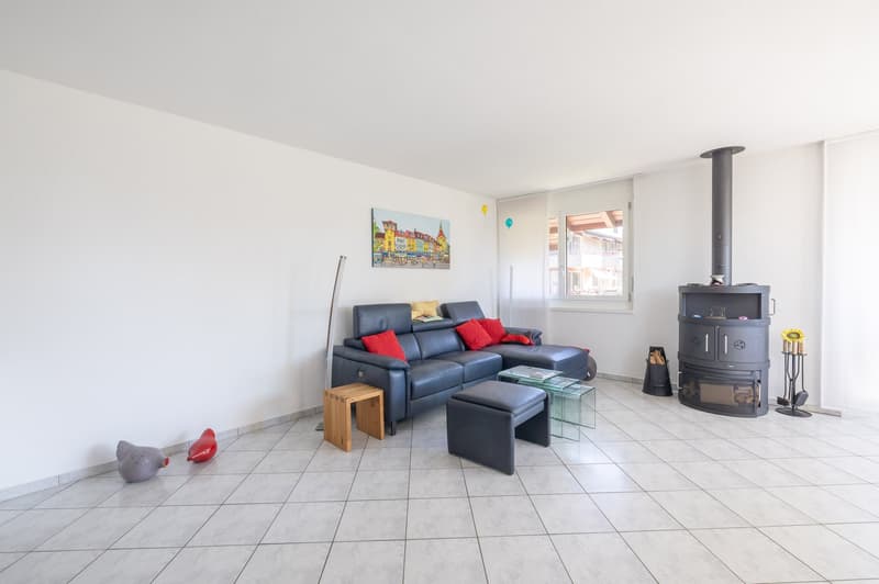 Familienfreundliche 5.5-Zimmer-Maisonettewohnung in Worb (2)