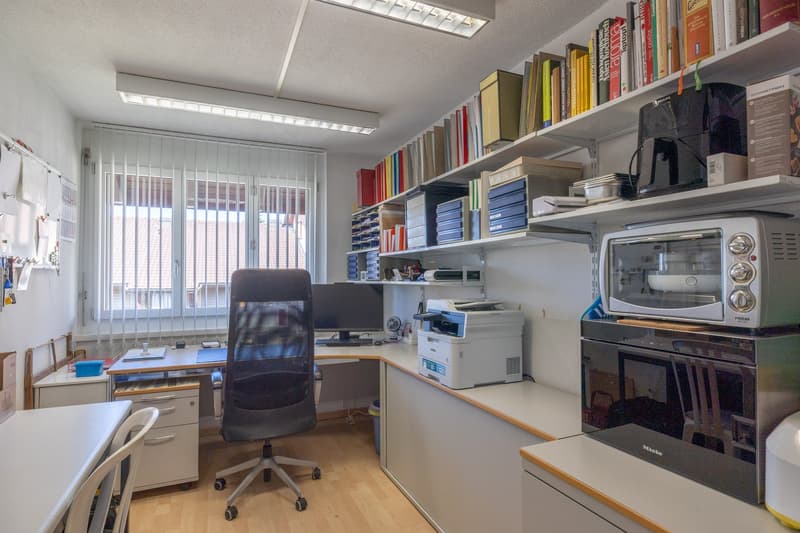 Familienfreundliche 5.5-Zimmer-Maisonettewohnung in Worb (12)