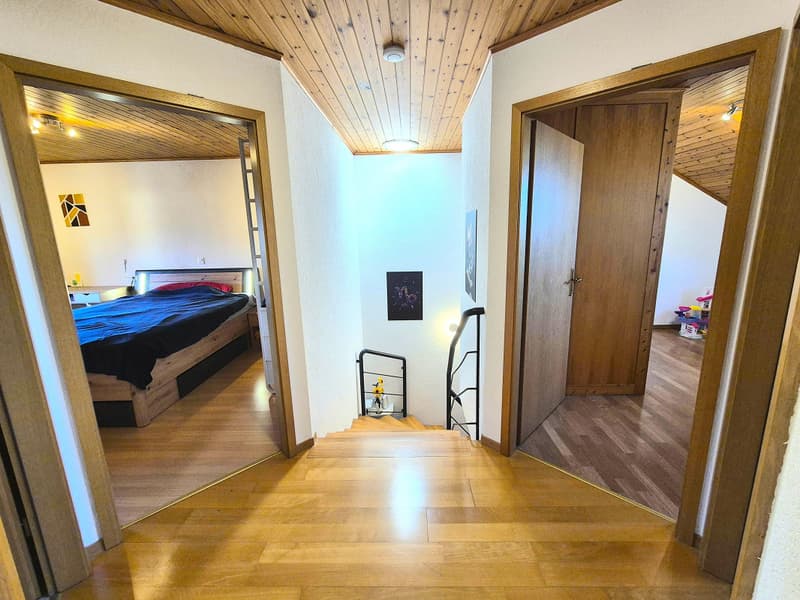 Maison mitoyenne de 4,5 pièces, panneaux solaire, avec terrasse garage (13)