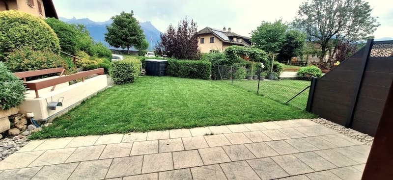 Maison mitoyenne de 4,5 pièces, panneaux solaire, avec terrasse garage (3)