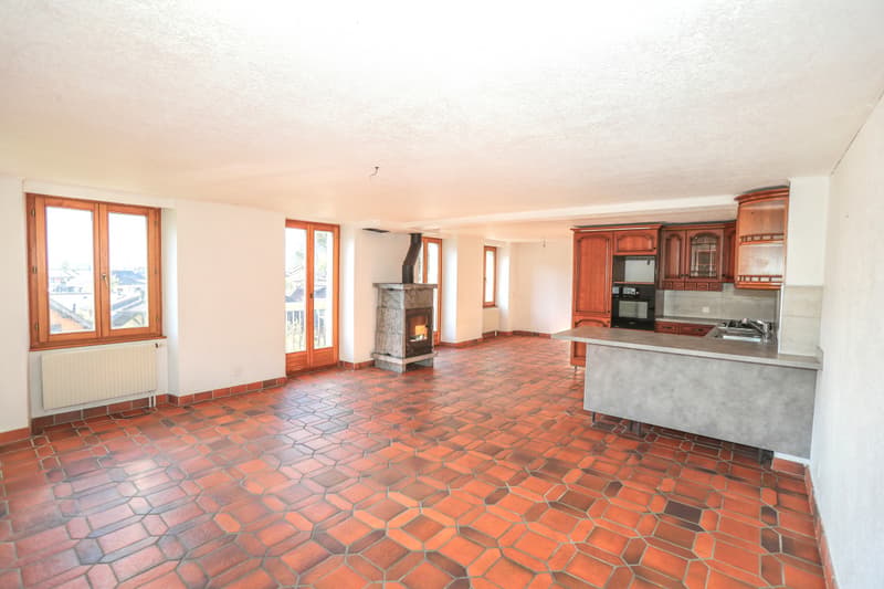 Maison de 2 appartements 3,5 pièces + 1 studio indépendant, Grand potentiel ! (4)