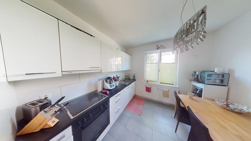 Central multi-family house with large garden (4)