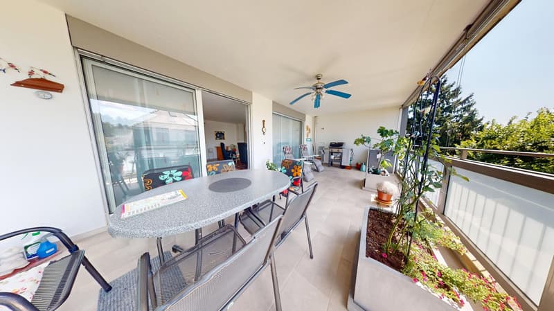Stilvolle 4.5-Zimmer-Wohnung mit grosszügigem Balkon (12)