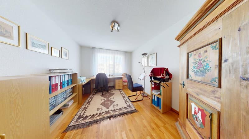 Stilvolle 4.5-Zimmer-Wohnung mit grosszügigem Balkon (5)