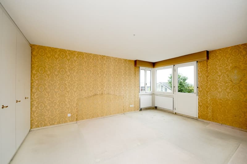 5 Bedroom Ground Floor Apartment with Garden, Fireplace & Shared Sauna (5)