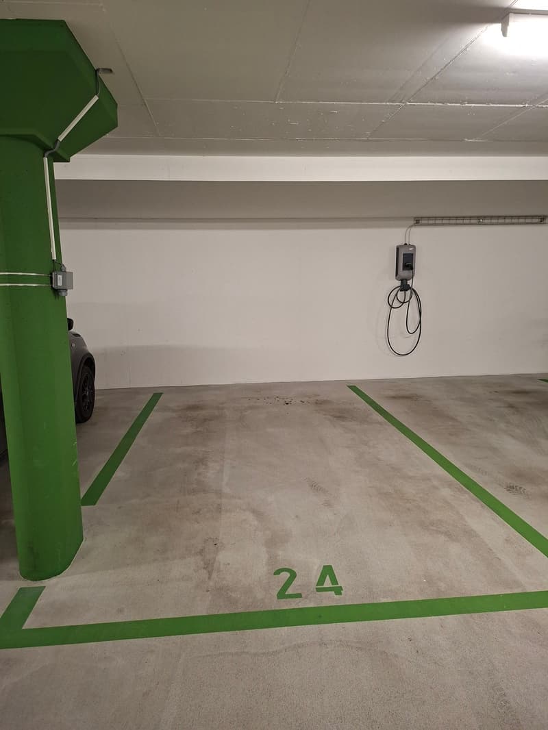 Place de parking à louer (1)