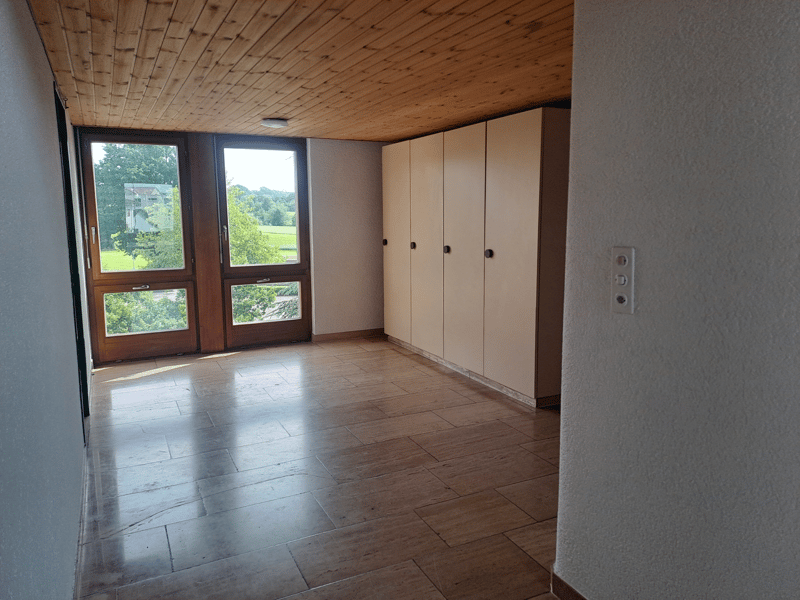 Lichtdurchflutete 5.5 Zimmer-Maisonettewohnung (5)