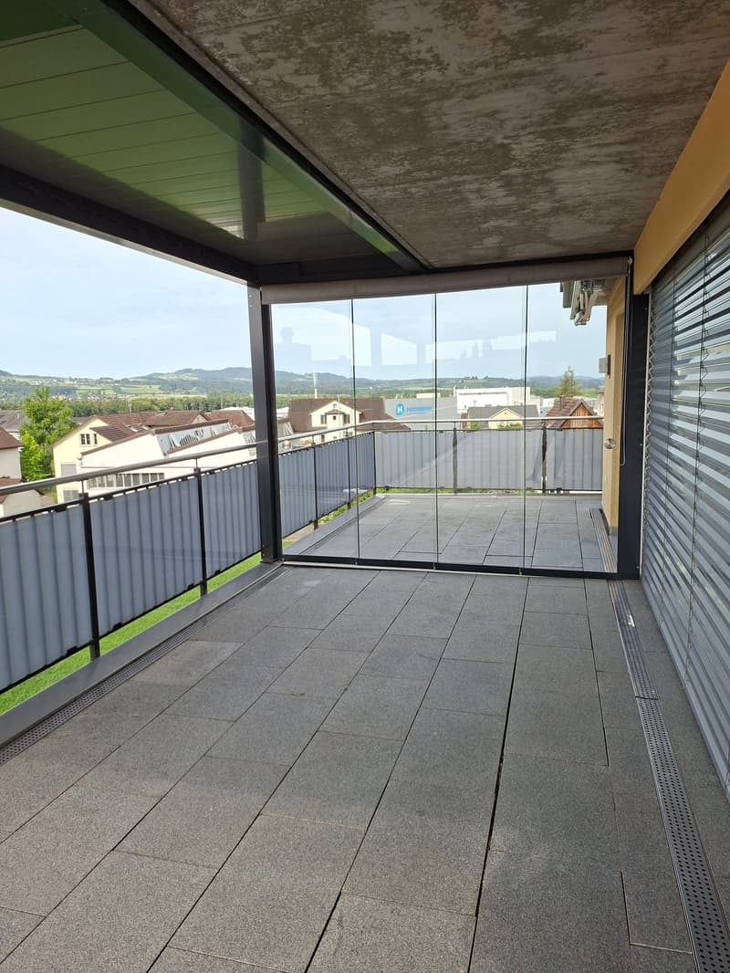 4.5 room attic apartment with direct elevator access (10)