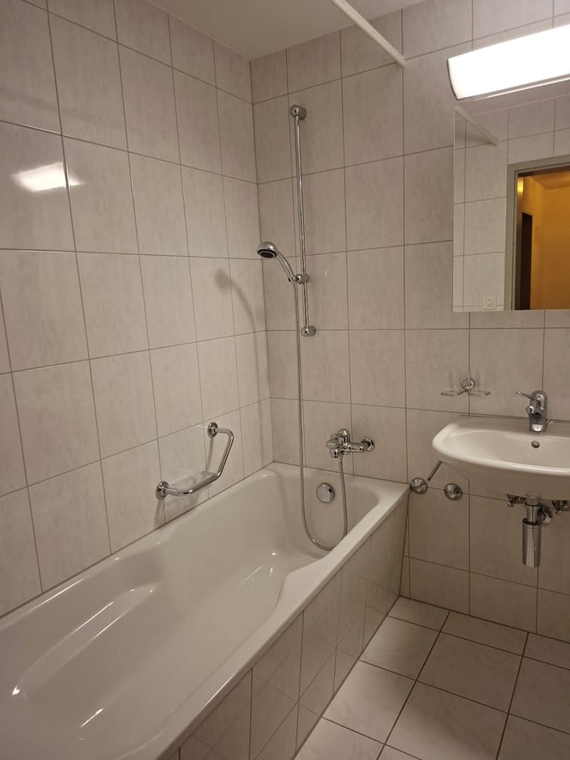 Gemütliche 3.5 Zimmerwohnung an ruhiger Lage (5)